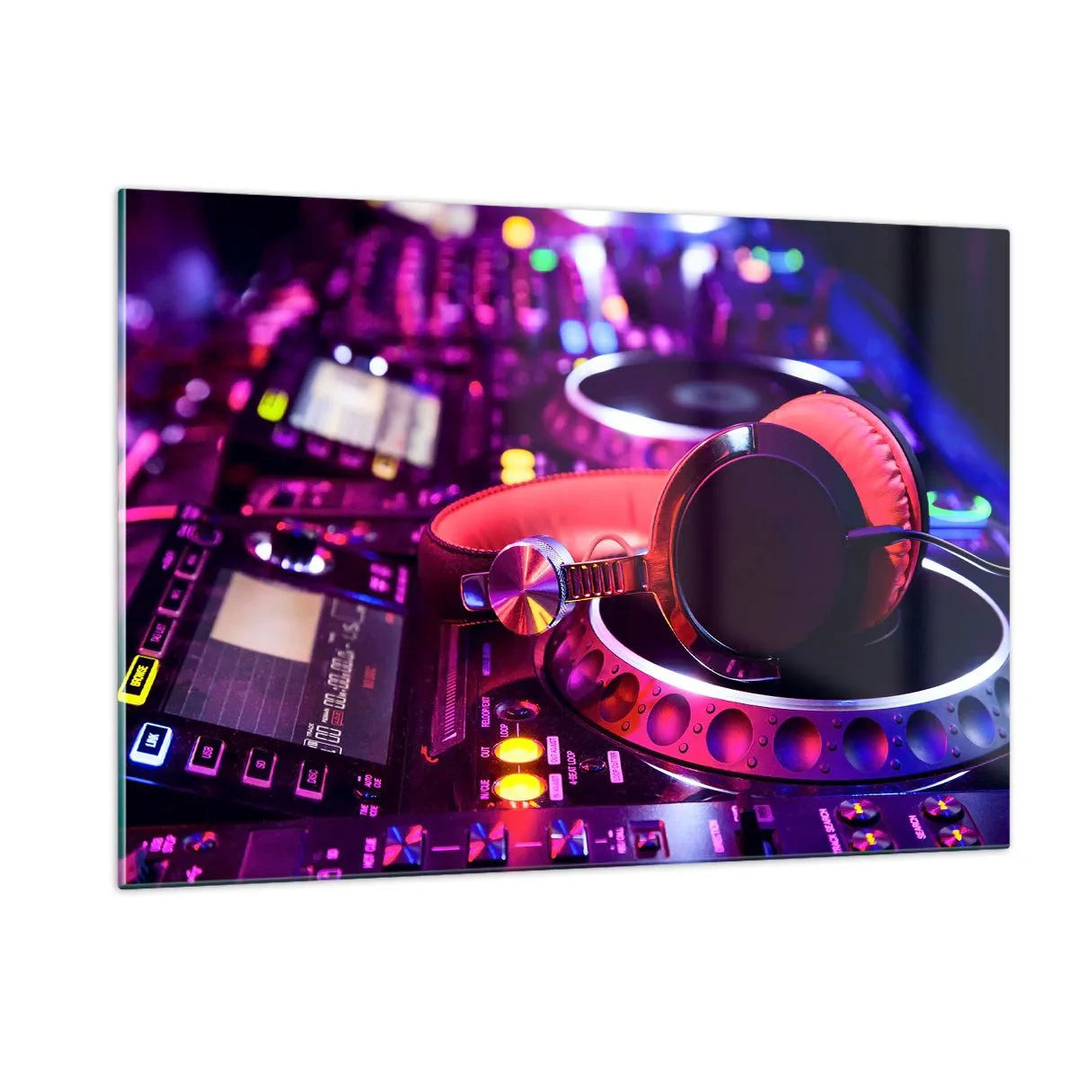 Glasbild - Bild auf glas - Bunte DJ-Ausrüstung mit roten Kopfhörern - 120x80cm - Bevor der Spaß beginnt - Moderne Wanddekoration für Wohnzimmer und Schlafzimmer ARTTOR