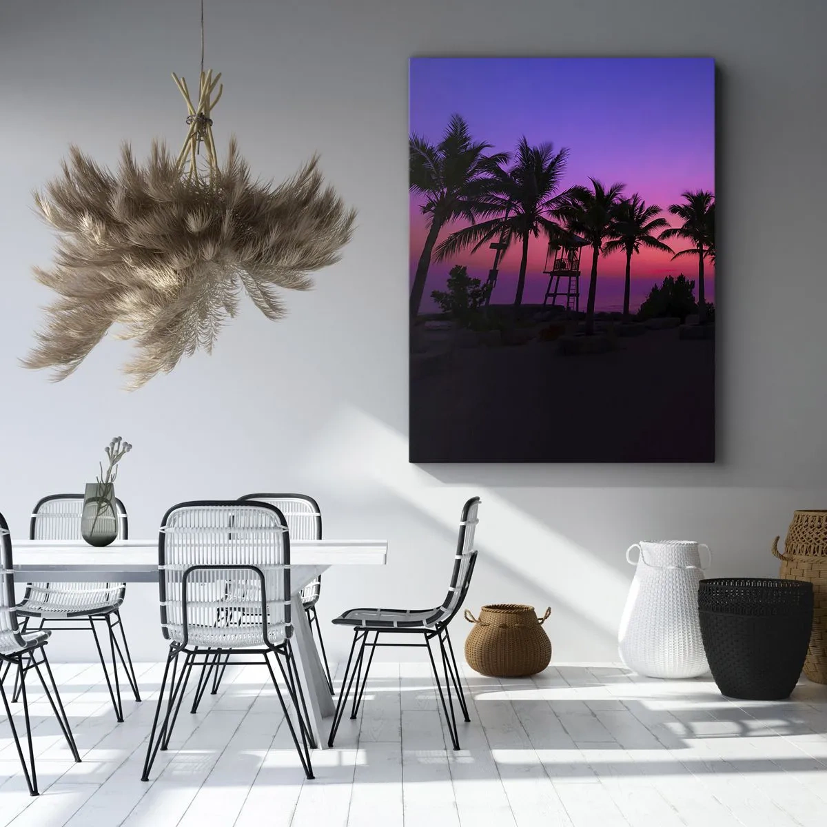 Bild auf Leinwand - Leinwandbild - Silhouetten von Palmen vor einem rosa-violetten Sonnenuntergangshimmel - 50x70cm - Abend unter Palmen - Moderne Wanddekoration für Wohnzimmer und Schlafzimmer ARTTOR