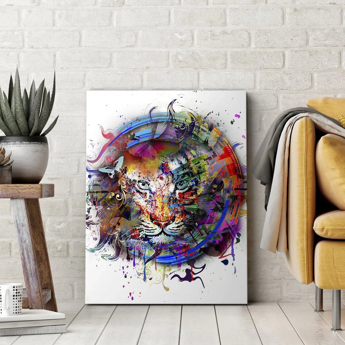 Bild auf Leinwand - Leinwandbild - Farbenfrohes Porträt eines Löwen im abstrakten Stil - 50x70cm - Es lauert hinter einem Regenbogenschleier - Moderne Wanddekoration für Wohnzimmer und Schlafzimmer ARTTOR