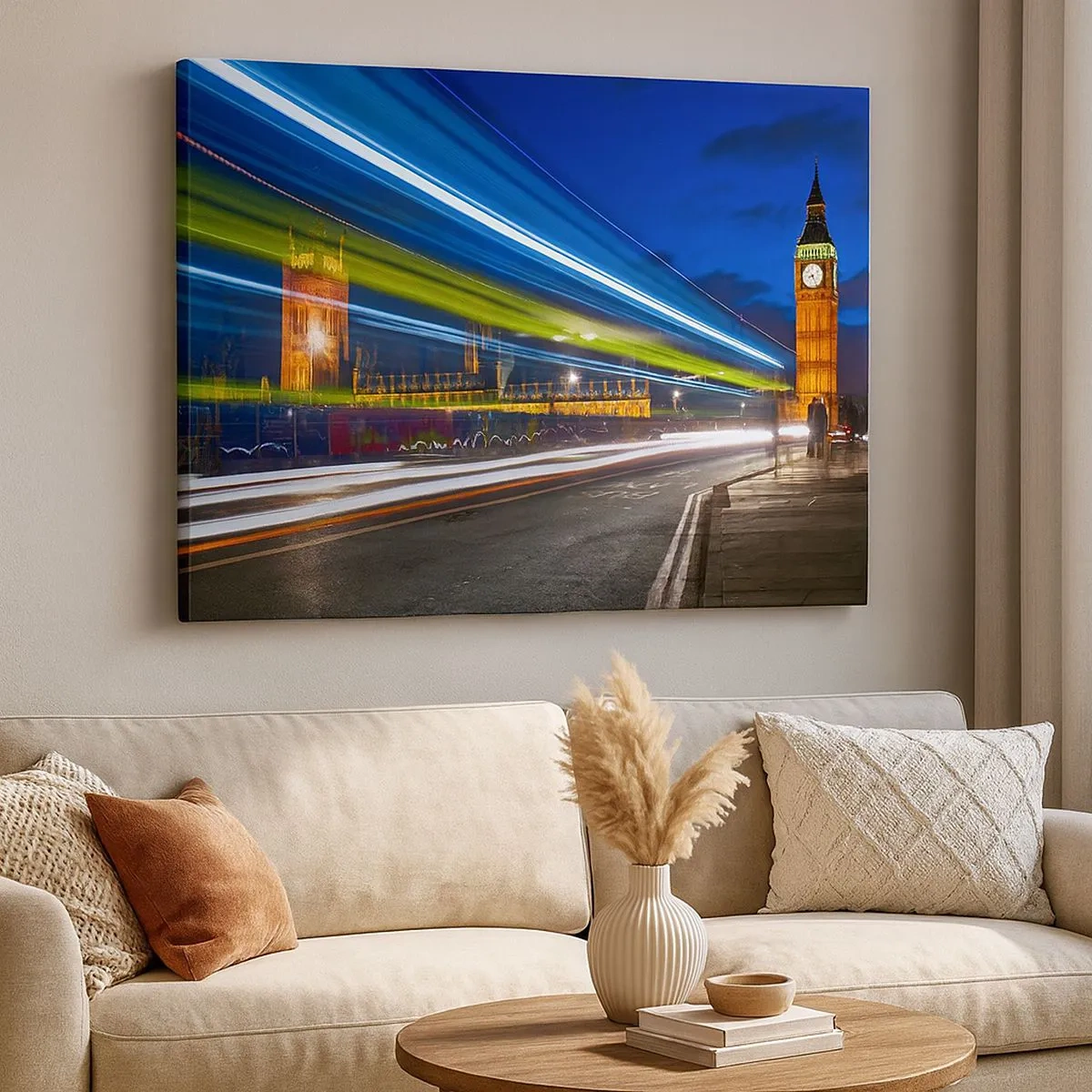 Bild auf Leinwand - Leinwandbild - Big Ben bei Nacht mit der Wirkung von Lichtern im Straßenverkehr - 70x50cm - Unter den wachsamen Augen von Big Ben - Moderne Wanddekoration für Wohnzimmer und Schlafzimmer ARTTOR