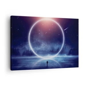 Bild auf Leinwand - Leinwandbild - Eine magische Landschaft mit einer Figur und einem Lichtkreis bei Nacht - 70x50cm - Sie sind schon da ... - Moderne Wanddekoration für Wohnzimmer und Schlafzimmer ARTTOR