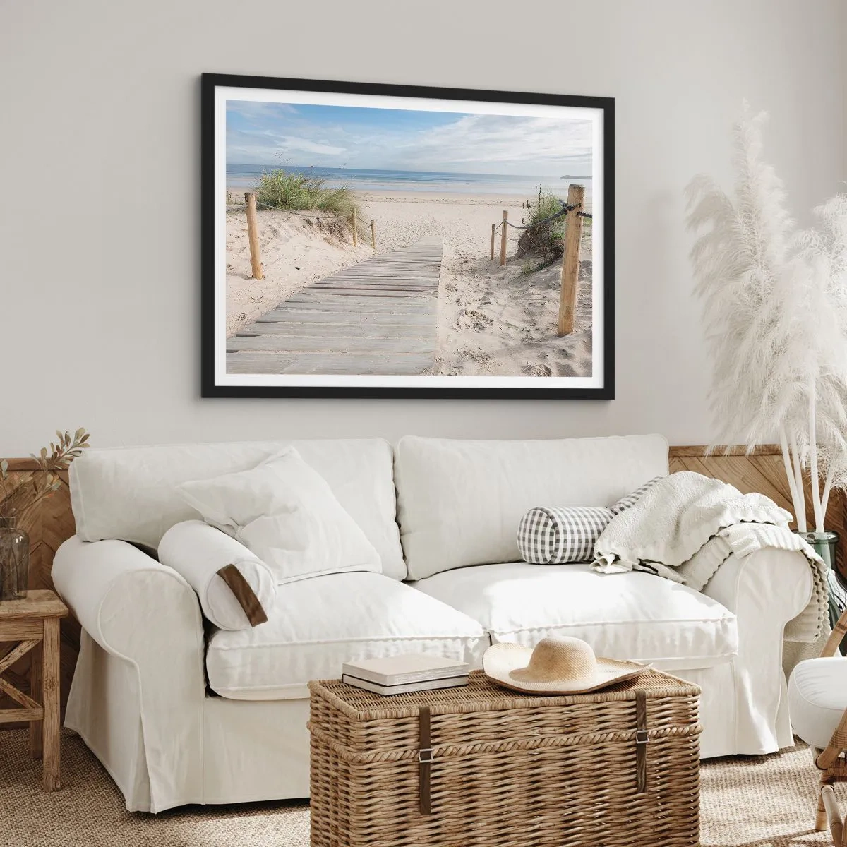 Poster in einem schwarzem Rahmen - Ein Plankenweg, der zu einem Sandstrand führt - 100x70cm - Bis zum Horizont - Moderne Wanddekoration für Wohnzimmer und Schlafzimmer ARTTOR