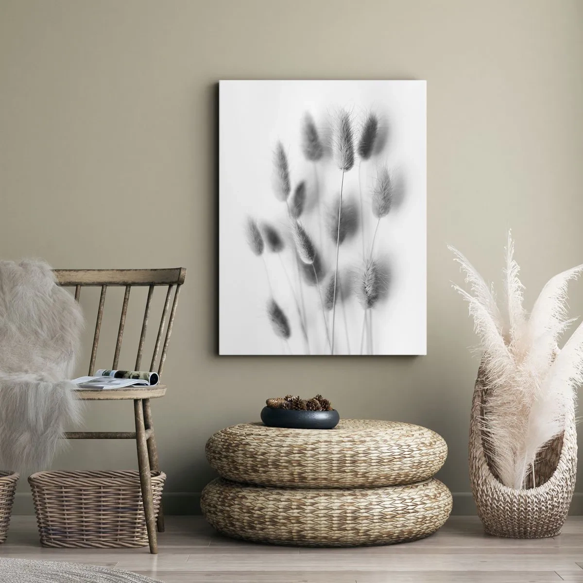 Bild auf Leinwand - Leinwandbild - Zarte Gräser in Grautönen auf weißem Hintergrund - 70x100cm - Eure flauschige Grashoheit - Moderne Wanddekoration für Wohnzimmer und Schlafzimmer ARTTOR