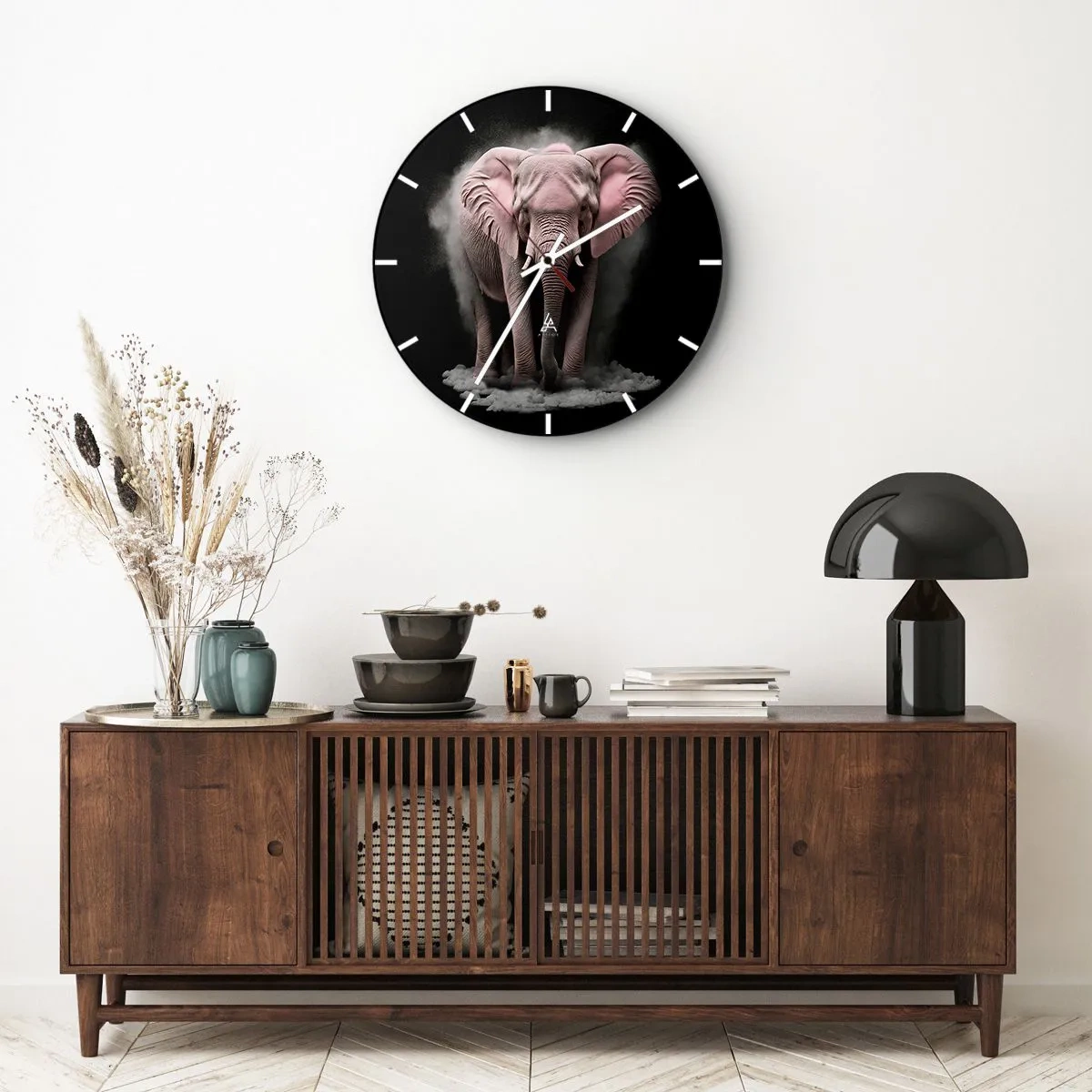 Wanduhr - Glasuhr - Ein rosa Elefant auf schwarzem Hintergrund, umgeben von Nebel - 30x30cm - Denke nicht an einen rosa Elefanten! - Moderne Wanddekoration für Wohnzimmer, Küche und Schlafzimmer ARTTOR