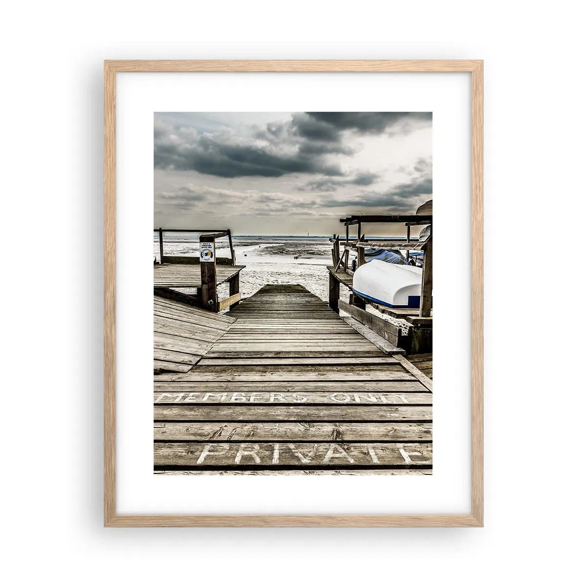 Poster in einem Rahmen aus heller Eiche - Mitternachtsstrand - 40x50 cm