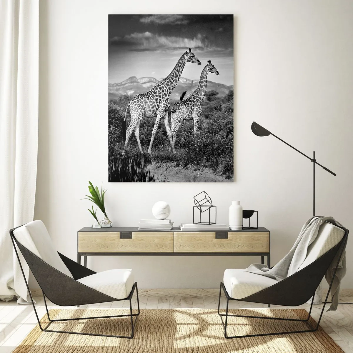 Glasbild - Bild auf glas - Ein Schwarzweißfoto von zwei Giraffen in der Savanne. - 50x70cm - Hohe Sphären in Afrika - Moderne Wanddekoration für Wohnzimmer und Schlafzimmer ARTTOR