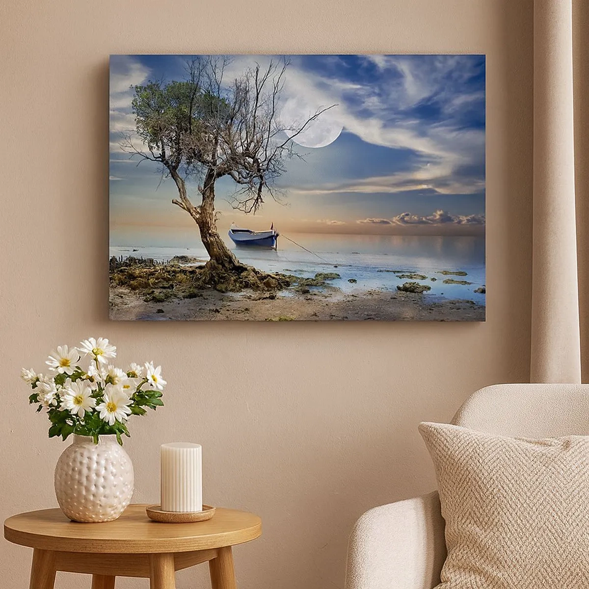 Bild auf Leinwand - Leinwandbild - Ein einsamer Baum und ein Boot auf ruhigem Wasser unter Vollmond. - 70x50cm - Ist das das Ende oder der Anfang? - Moderne Wanddekoration für Wohnzimmer und Schlafzimmer ARTTOR