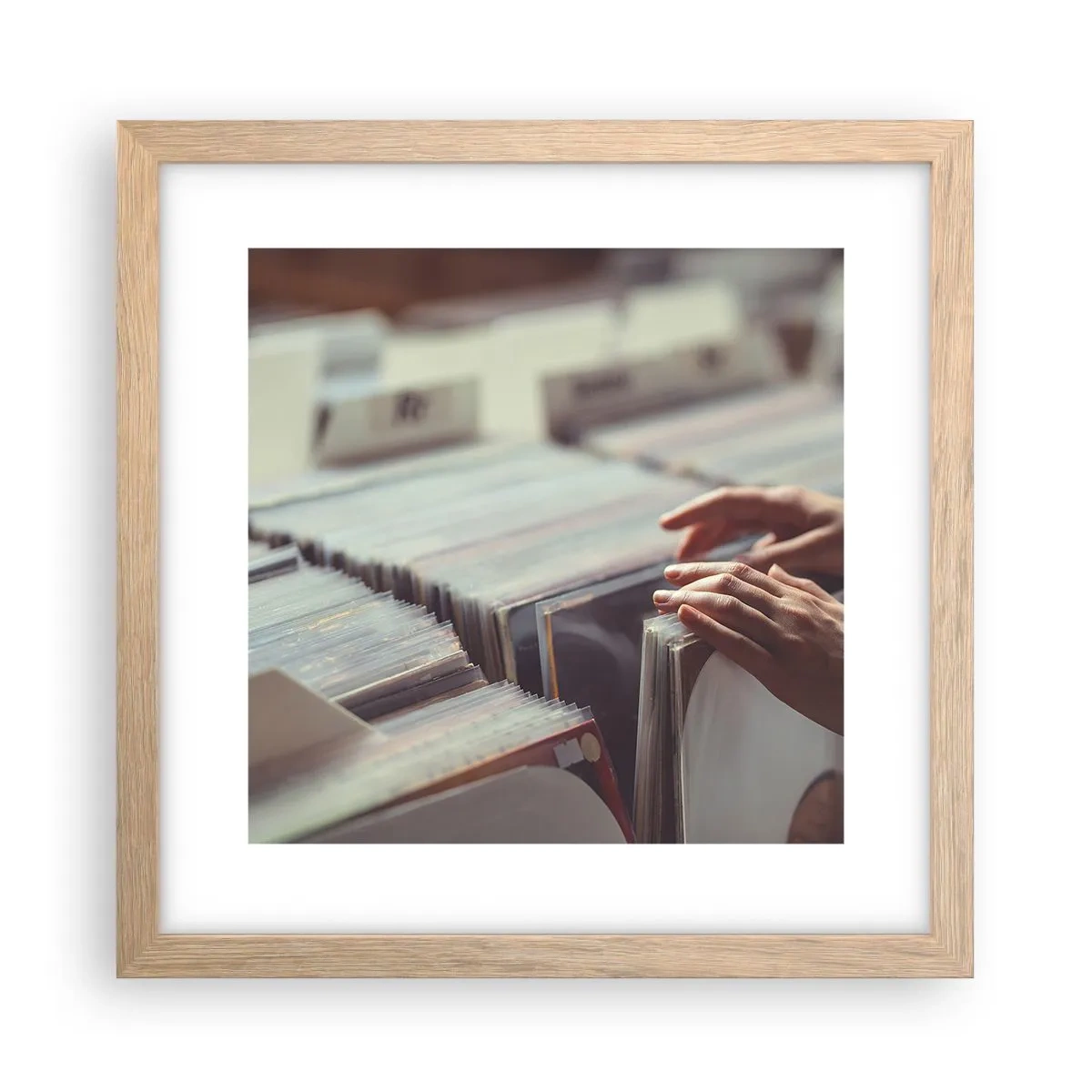 Poster in einem Rahmen aus heller Eiche - Auf der Suche nach Emotionen - 30x30 cm