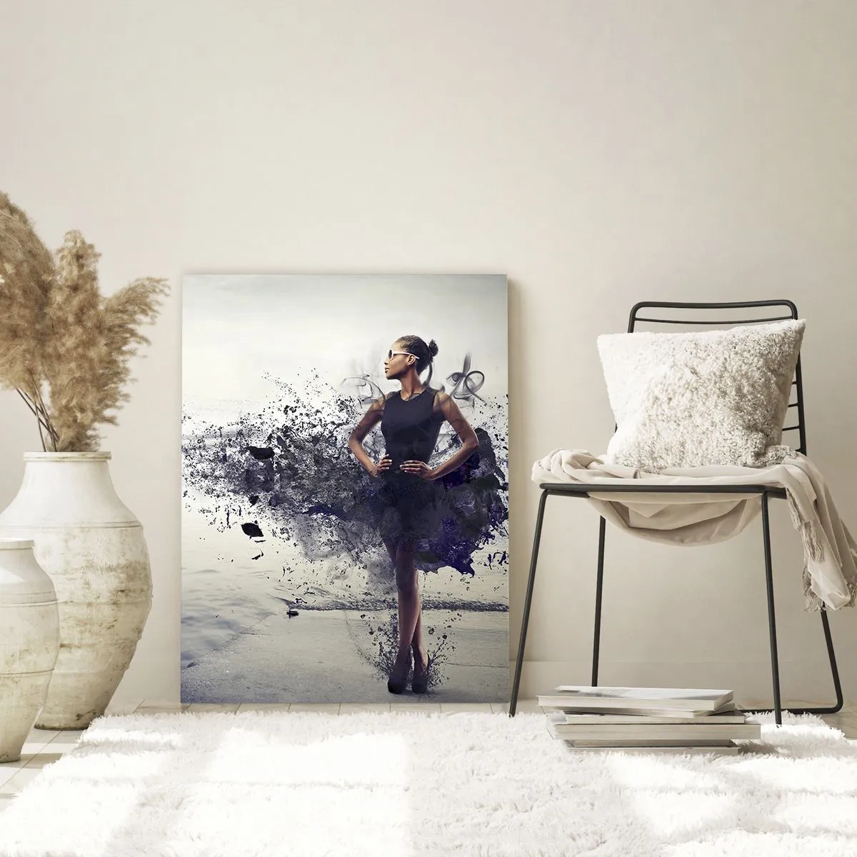 Glasbild - Bild auf glas - Eine Frau in einer künstlerischen Komposition vor dem Hintergrund von Wasser - 80x120cm - Afrikanische Venus - Moderne Wanddekoration für Wohnzimmer und Schlafzimmer ARTTOR