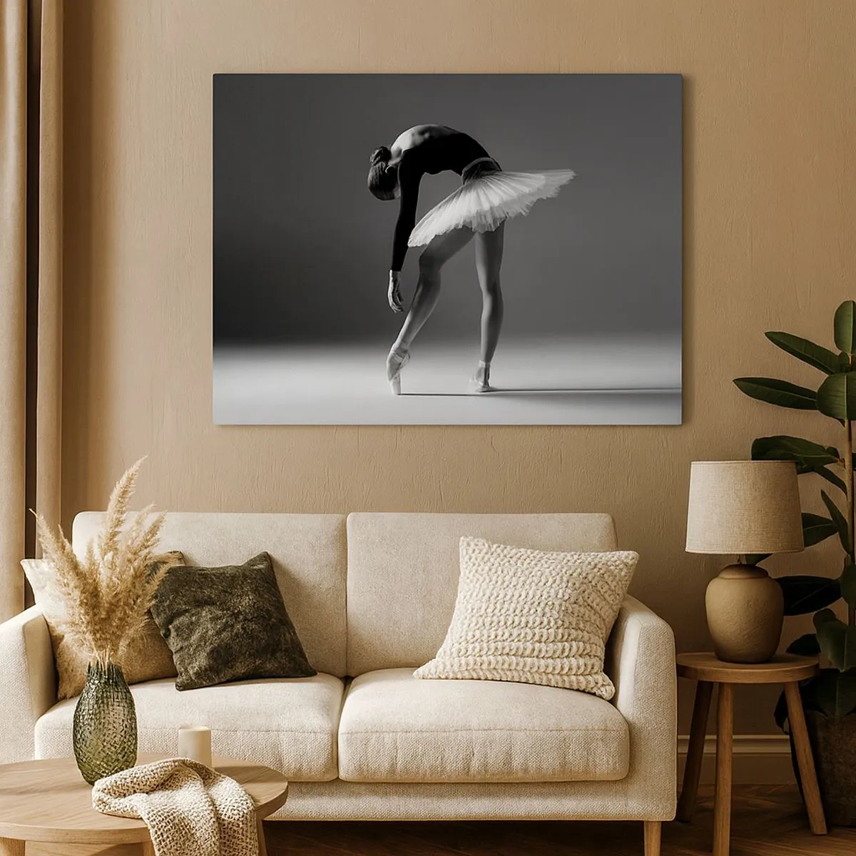Bild auf Leinwand - Leinwandbild - Eine Ballerina in eleganter Pose vor schwarz-weißem Hintergrund - 70x50cm - Bella Ballerina - Moderne Wanddekoration für Wohnzimmer und Schlafzimmer ARTTOR