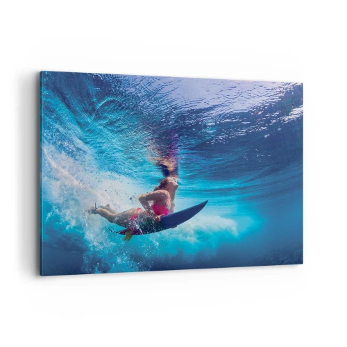 Bild auf Leinwand - Leinwandbild - Ein Surfer unter Wasser in einer dynamischen Komposition in Blautönen. - 120x80cm - Tiefe der Freude - Moderne Wanddekoration für Wohnzimmer und Schlafzimmer ARTTOR