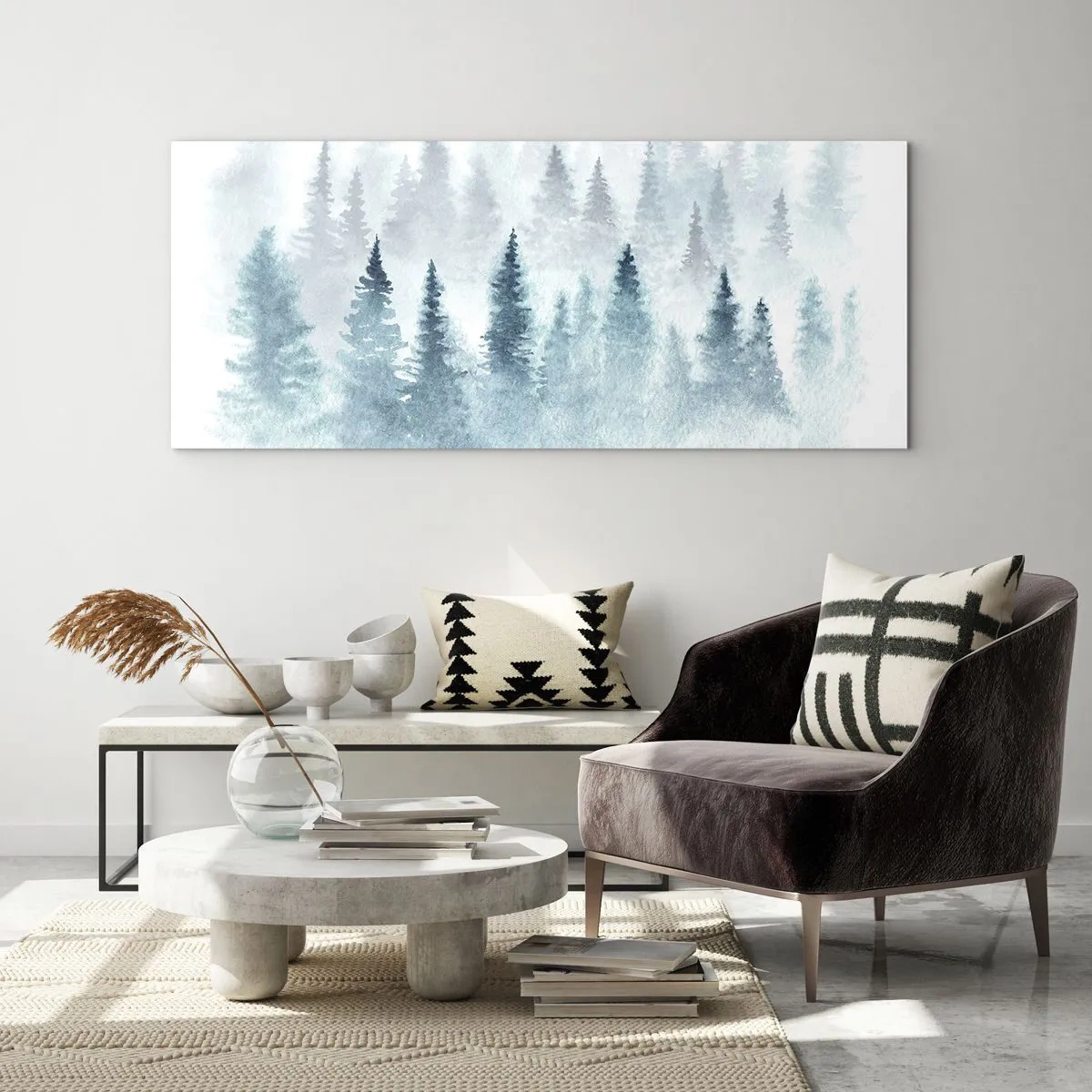 Glasbild - Bild auf glas - Nadelwälder in zartem Nebel getaucht - 140x50cm - In Nebel gehüllt - Moderne Wanddekoration für Wohnzimmer und Schlafzimmer ARTTOR