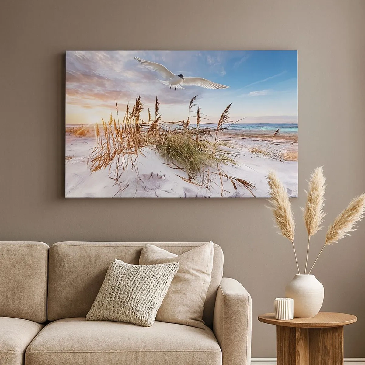 Bild auf Leinwand - Leinwandbild - Strand mit fliegenden Möwen bei Sonnenuntergang - 70x50cm - Wind vom Meer - Moderne Wanddekoration für Wohnzimmer und Schlafzimmer ARTTOR