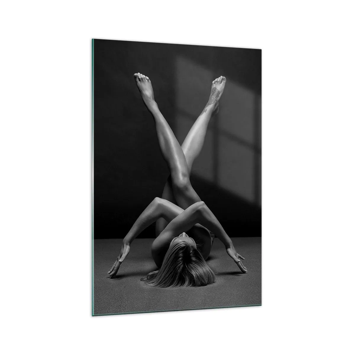 Glasbild - Bild auf glas - Eine künstlerische Interpretation einer Frau in Schwarzweiß - 70x100cm - Die Geometrie der Nacktheit - Moderne Wanddekoration für Wohnzimmer und Schlafzimmer ARTTOR