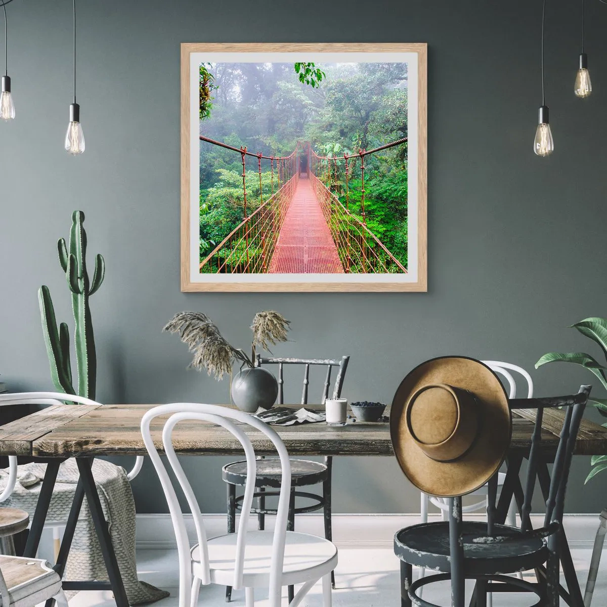 Poster in einem Rahmen aus heller Eiche - Über den Kronen aufgehängt - 40x40 cm