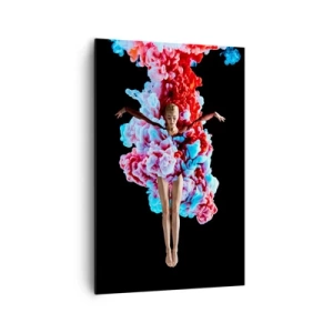 Bild auf Leinwand - Leinwandbild - Eine Tänzerin, umgeben von buntem Rauch auf schwarzem Hintergrund - 80x120cm - In voller Blüte - Moderne Wanddekoration für Wohnzimmer und Schlafzimmer ARTTOR