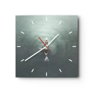 Wanduhr - Glasuhr - Ein einsames Boot auf ruhigem Wasser in minimalistischer Umgebung - 30x30cm - Durch den Mondsee - Moderne Wanddekoration für Wohnzimmer und Schlafzimmer ARTTOR