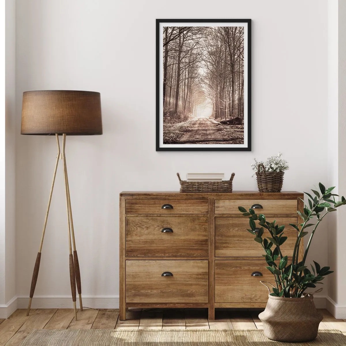 Poster in einem schwarzem Rahmen - Ein Waldweg in herbstlichen Sepiatönen - 50x70cm - Waldkathedrale - Moderne Wanddekoration für Wohnzimmer und Schlafzimmer ARTTOR