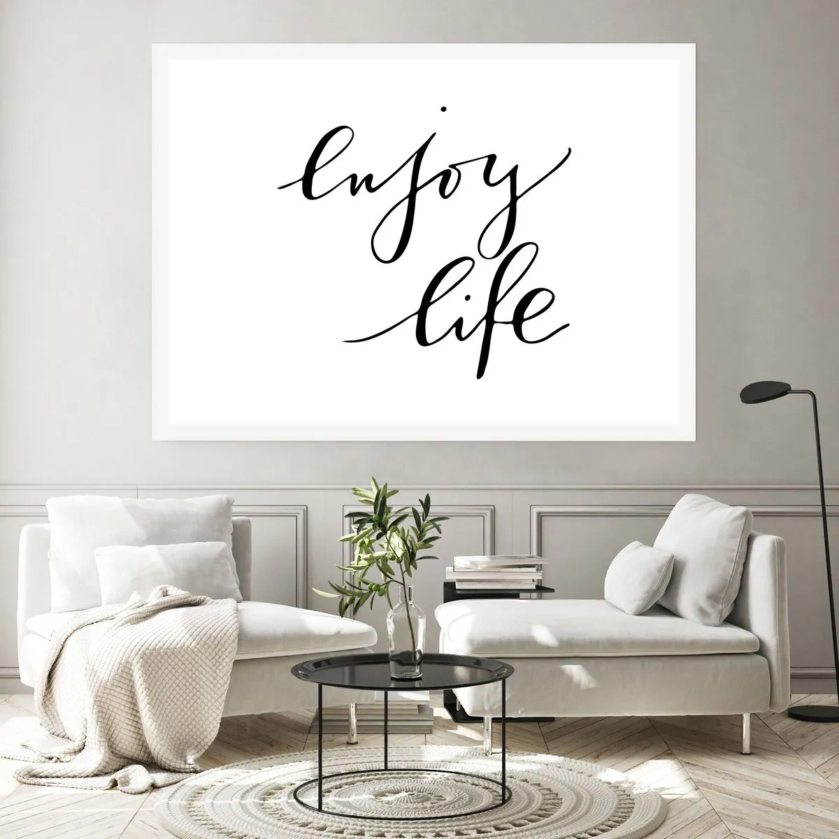 Poster - Das Zitat „Genieße das Leben“ in schwarzer Kalligrafie auf weißem Hintergrund - 100x70cm - Nichts hinzufügen… - Moderne Wanddekoration für Wohnzimmer und Schlafzimmer ARTTOR