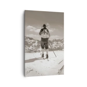 Bild auf Leinwand - Leinwandbild - Ein Skifahrer auf einem Berggipfel in Schwarz und Weiß - 80x120cm - Und die Berge bleiben unverändert - Moderne Wanddekoration für Wohnzimmer und Schlafzimmer ARTTOR