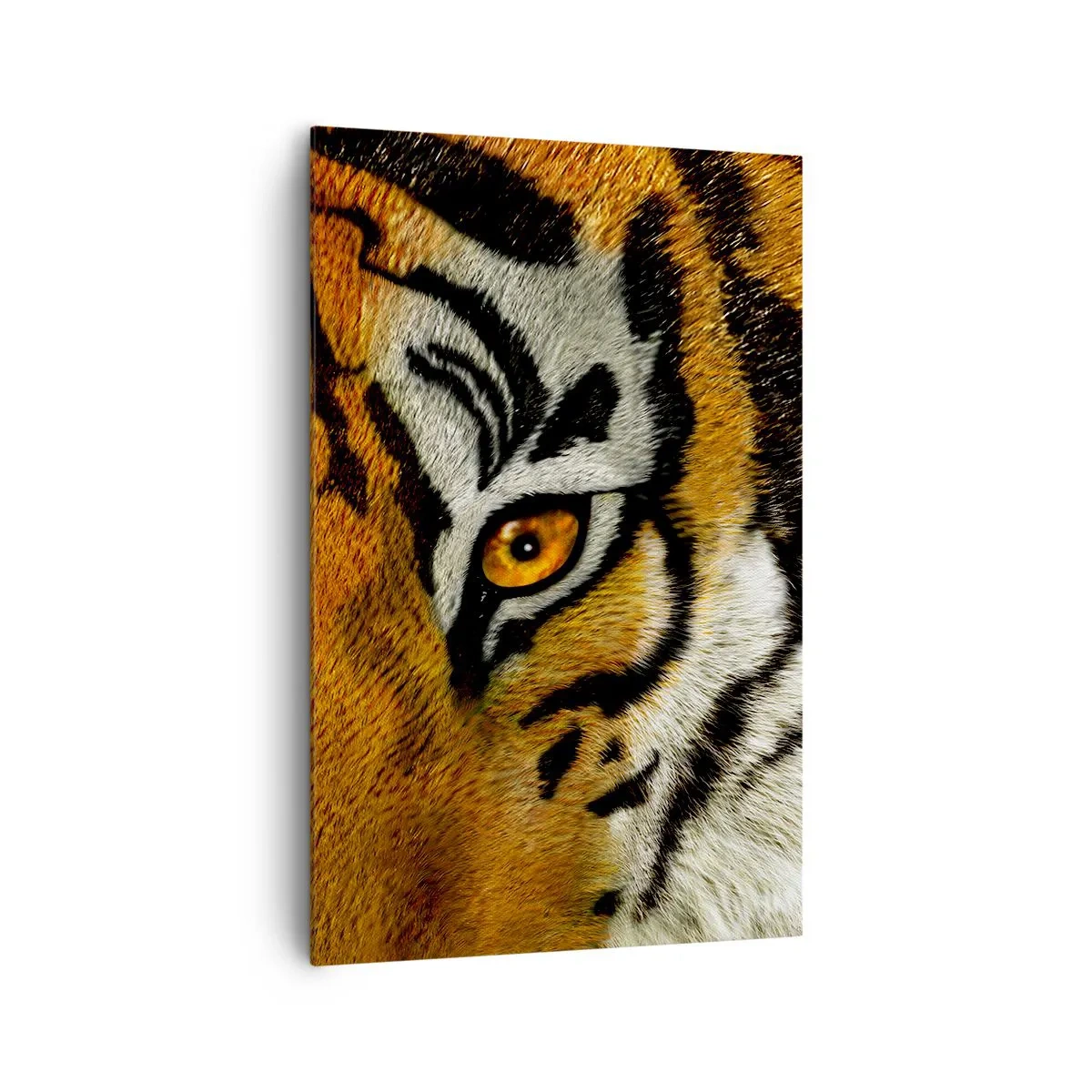 Bild auf Leinwand - Leinwandbild - Nahaufnahme eines Tigers mit intensivem Blick - 80x120cm - Schrecklich und schön - Moderne Wanddekoration für Wohnzimmer und Schlafzimmer ARTTOR