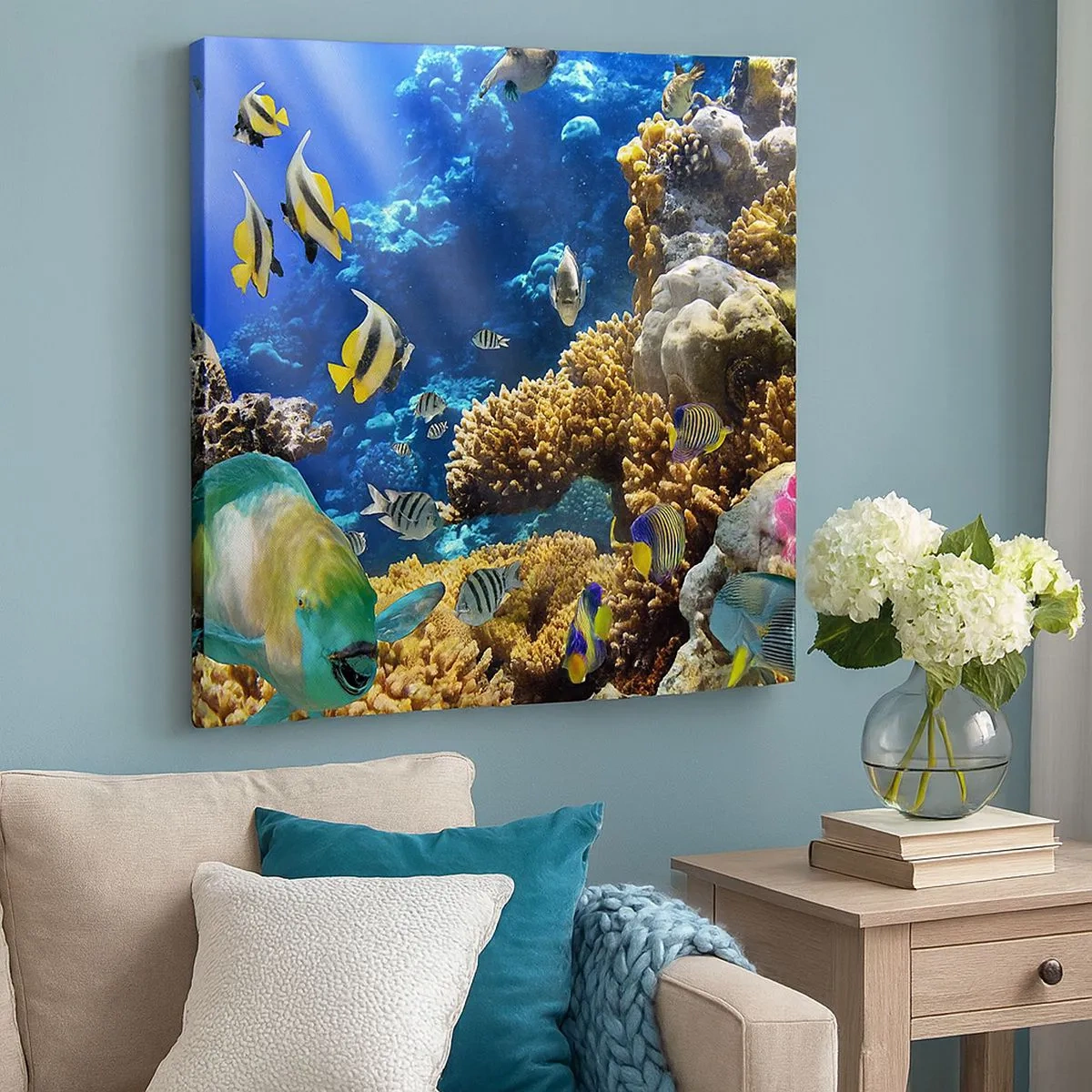 Bild auf Leinwand - Leinwandbild - Viel Verkehr auf dem Ferienweg - 30x30 cm