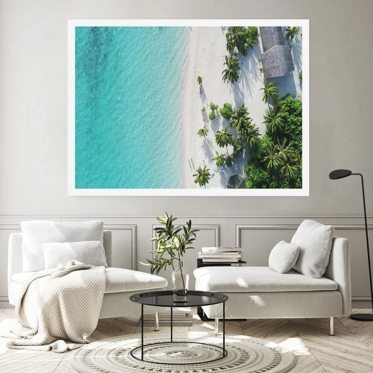 Poster - Eine Vogelperspektive auf einen tropischen Strand mit türkisfarbenem Wasser und Palmen - 100x70cm - Urlaub im Paradies - Moderne Wanddekoration für Wohnzimmer und Schlafzimmer ARTTOR