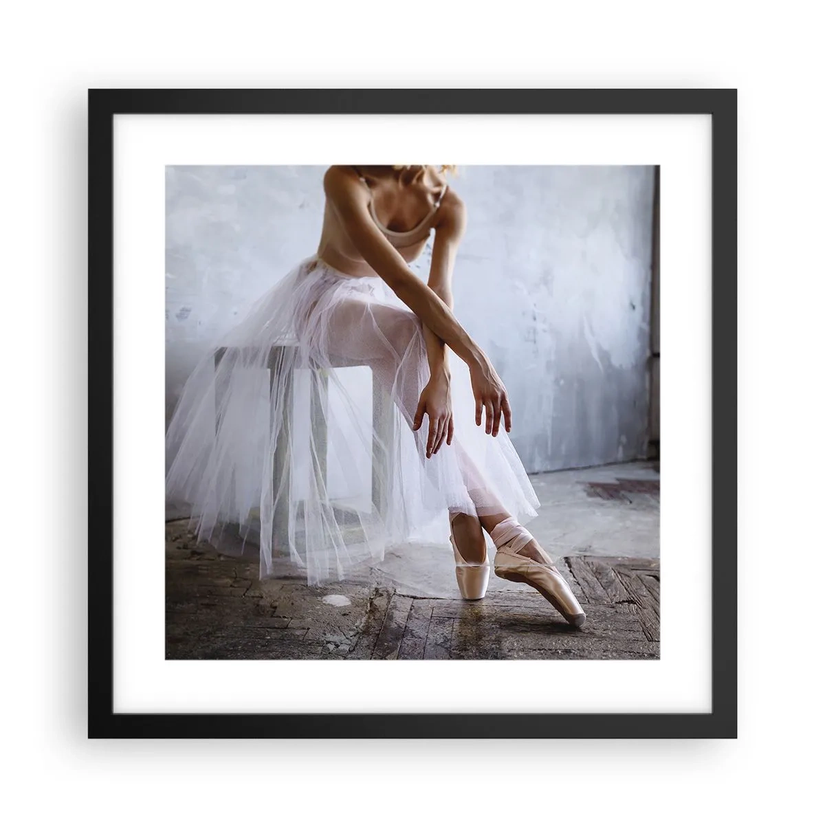 Poster in einem schwarzem Rahmen - Bevor die Rampe leuchtet - 40x40 cm