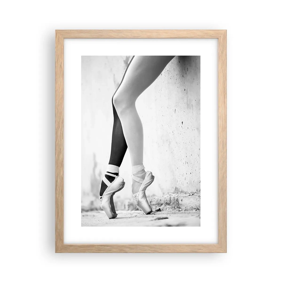 Poster in einem Rahmen aus heller Eiche - Ballerina, voilà! - 30x40 cm
