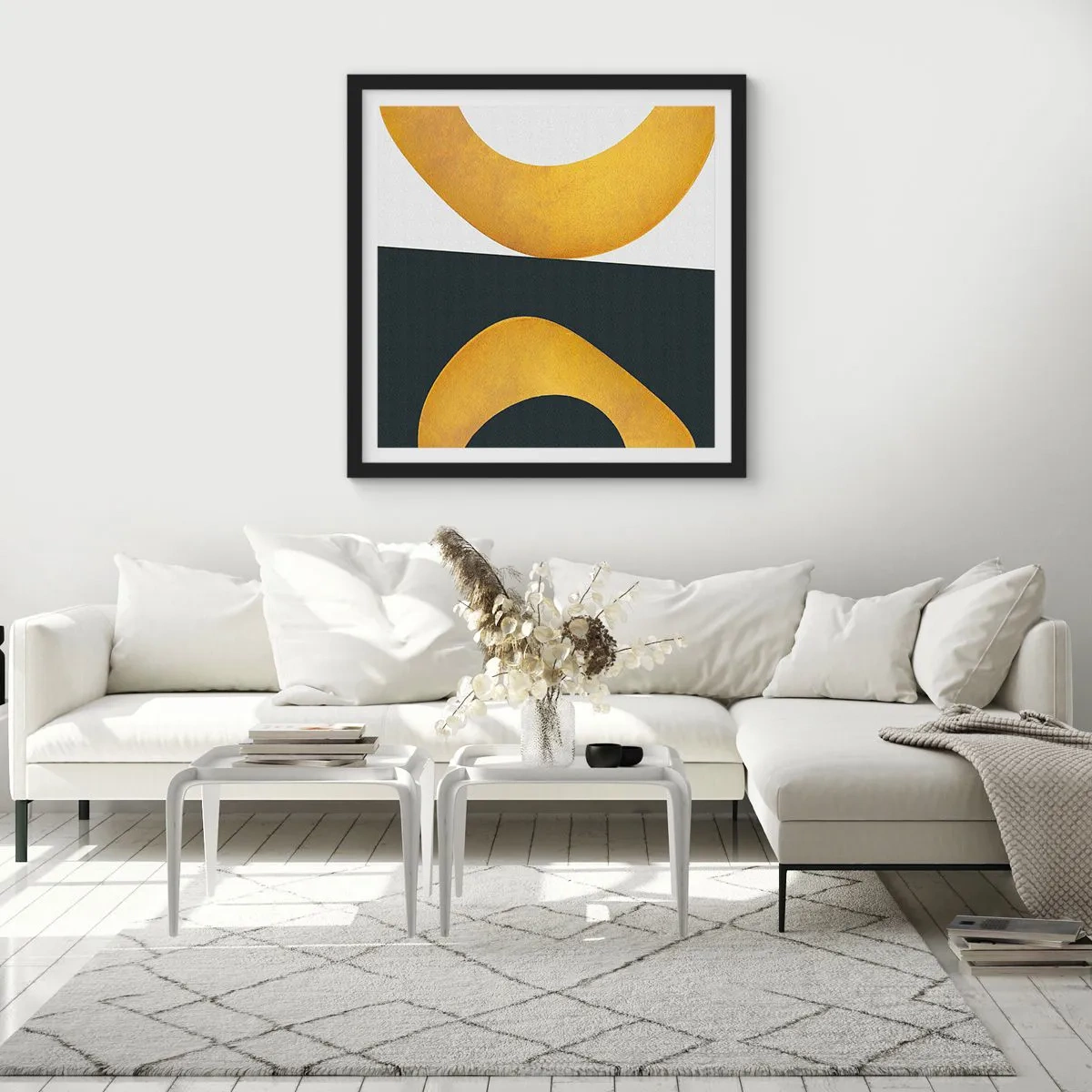 Poster in einem schwarzem Rahmen - Erstens: Gold - 60x60 cm