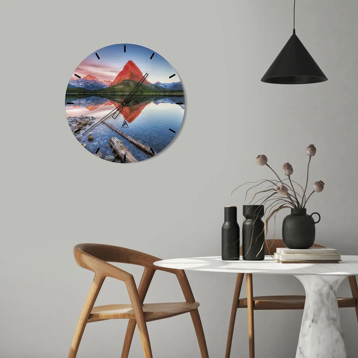 Wanduhr - Glasuhr - Berglandschaft mit Spiegelung im See - 30x30cm - Hitze und Kälte - Moderne Wanddekoration für Wohnzimmer, Küche und Schlafzimmer ARTTOR