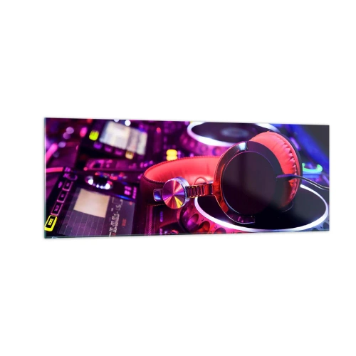 Glasbild - Bild auf glas - DJ-Kopfhörer auf einer Konsole mit Neonbeleuchtung - 140x50cm - Bevor der Spaß beginnt - Moderne Wanddekoration für Wohnzimmer und Schlafzimmer ARTTOR
