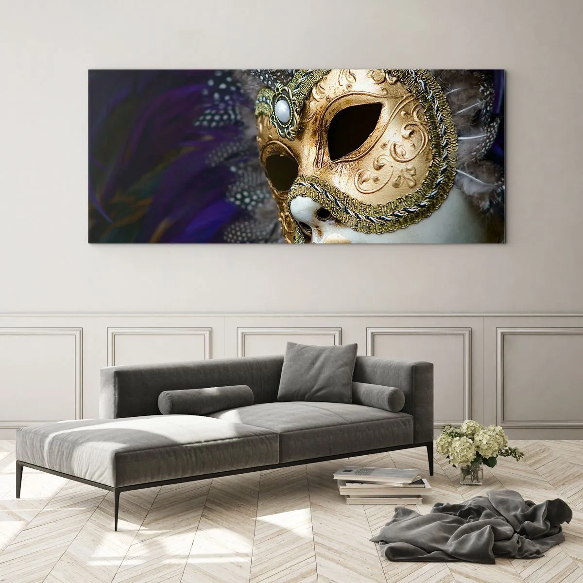 Glasbild - Bild auf glas - Goldene venezianische Maske mit dekorativen Federn und Ornamenten - 160x50cm - Venezianisches Porträt in Gold - Moderne Wanddekoration für Wohnzimmer und Schlafzimmer ARTTOR