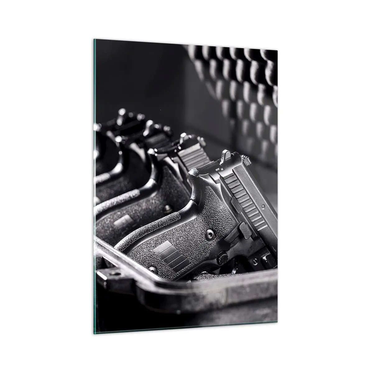 Glasbild - Bild auf glas - Schwarze Pistolen in einem Koffer vor einem Hintergrund aus Schutzschaum - 50x70cm - Männersport - Moderne Wanddekoration für Wohnzimmer und Schlafzimmer ARTTOR
