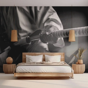 Fototapete Premium Canvas - Ein Samurai im Kimono hält ein Katana in Schwarz und Weiß. - 100x70cm - Kriegerseele - Moderne Wanddekoration für Wohnzimmer und Schlafzimmer ARTTOR