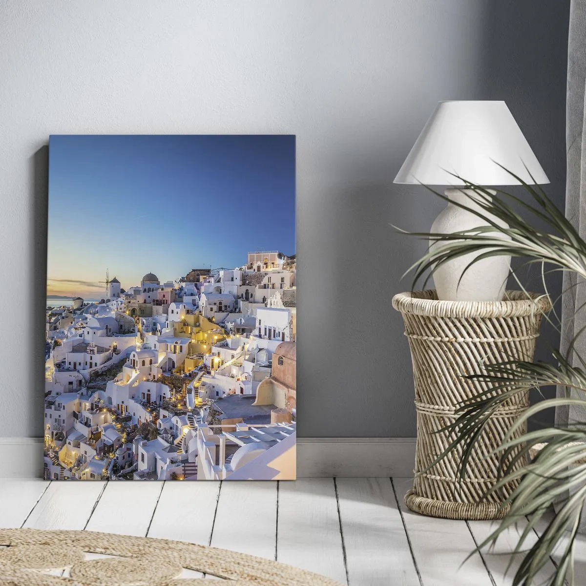Bild auf Leinwand - Leinwandbild - Blick auf eine griechische Stadt bei Sonnenuntergang - 50x70cm - Die Essenz des Griechischen - Moderne Wanddekoration für Wohnzimmer und Schlafzimmer ARTTOR