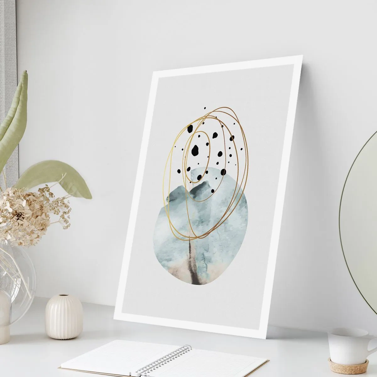 Poster - Minimalistische Abstraktion mit Akzenten in Gold und Blau - 50x70cm - Vom Weltraum umarmt - Moderne Wanddekoration für Wohnzimmer und Schlafzimmer ARTTOR