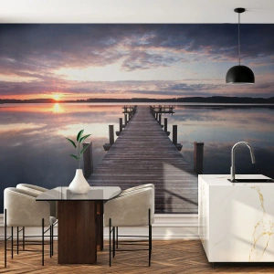 Selbstklebende Fototapete Deluxe Sticker - Eine stille Grenze zwischen Tag und Nacht - Landschaft, See, Sonnenuntergang - 300x210 cm