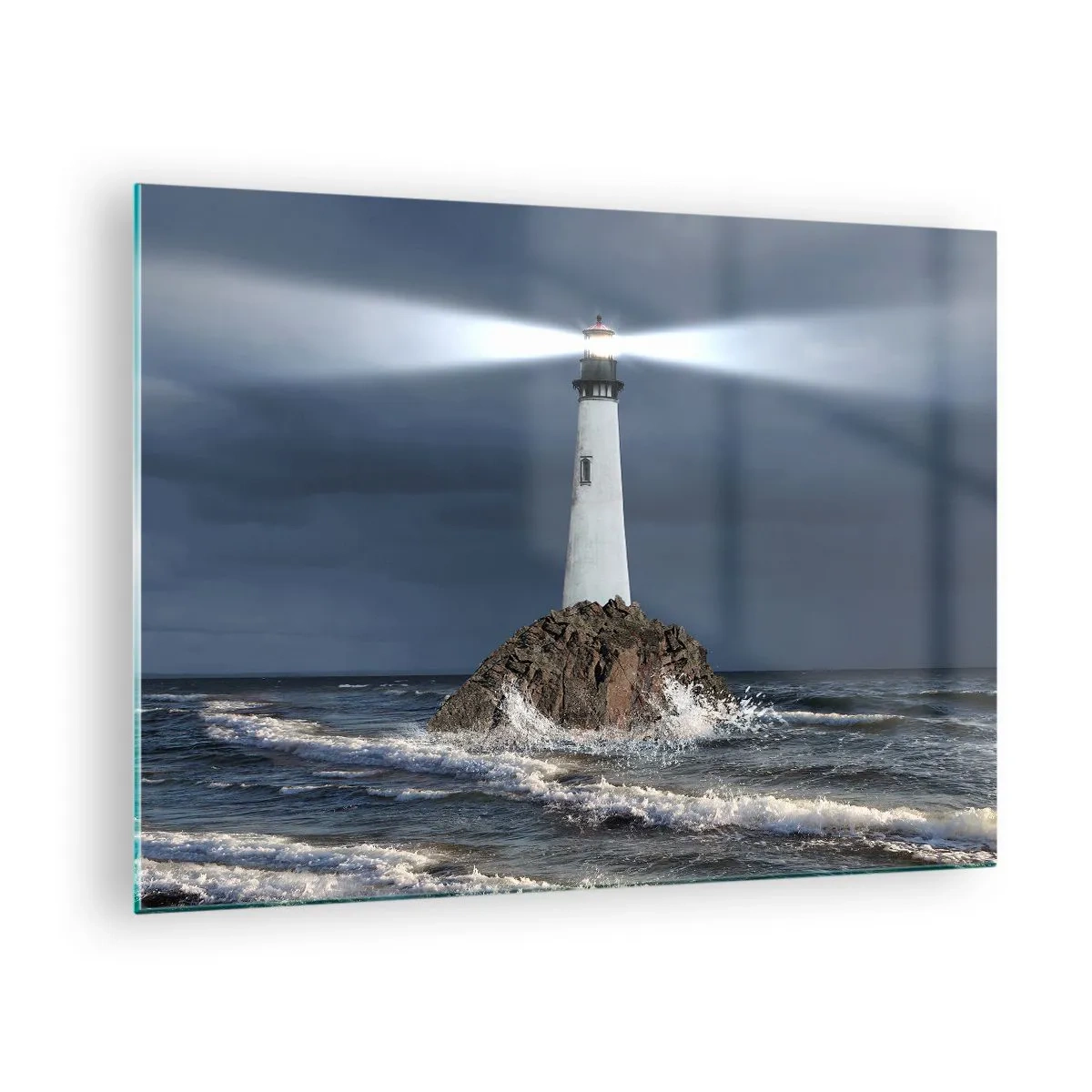Glasbild - Bild auf glas - Ein Leuchtturm auf einem Felsen inmitten der rauen Wellen in der Nacht - 70x50cm - Hier... hier... hier! - Moderne Wanddekoration für Wohnzimmer und Schlafzimmer ARTTOR