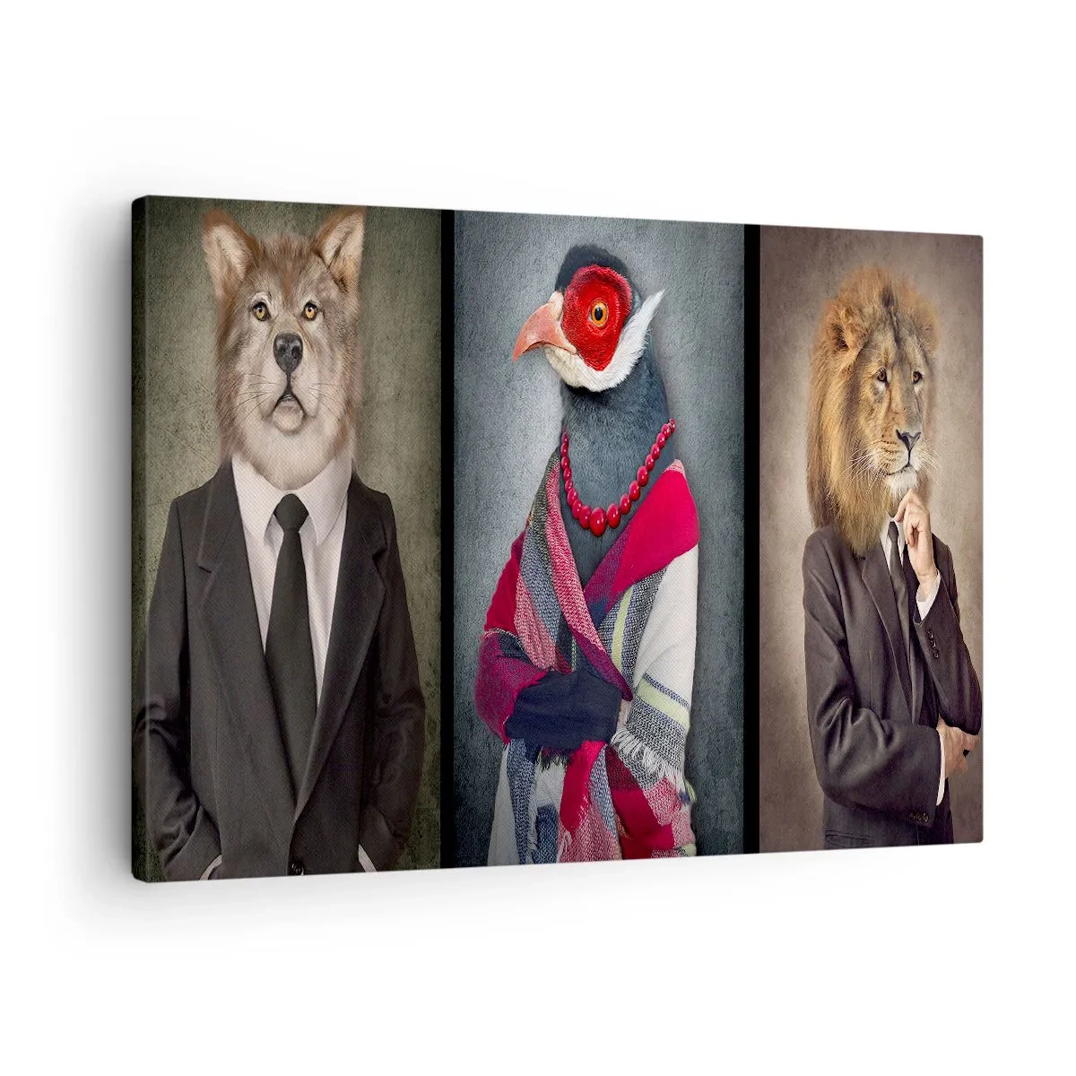 Bild auf Leinwand - Leinwandbild - Stilisierte Porträts eines Wolfes, eines Fasans und eines Löwen in eleganter Kleidung - 70x50cm - Was mache ich hier?! - Moderne Wanddekoration für Wohnzimmer und Schlafzimmer ARTTOR