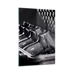 Glasbild - Bild auf glas - Schwarze Pistolen in einem Koffer vor einem Hintergrund aus Schutzschaum - 50x70cm - Männersport - Moderne Wanddekoration für Wohnzimmer und Schlafzimmer ARTTOR