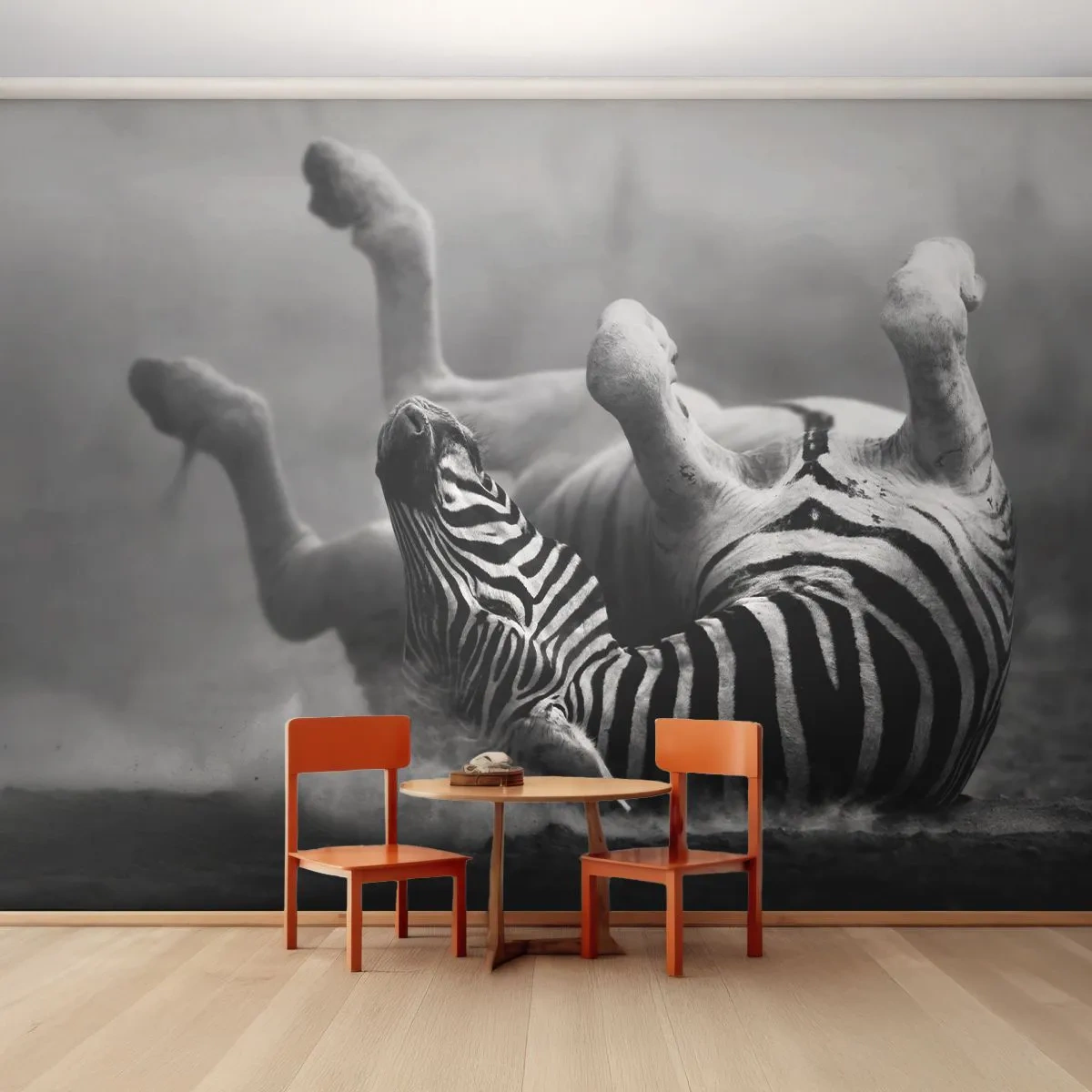 Fototapete Premium Sand - Ein schwarz-weißes Zebra wälzt sich im Sand der Savanne - 100x70cm - Nicht nur das Pferd würde lachen - Moderne Wanddekoration für Wohnzimmer und Schlafzimmer ARTTOR