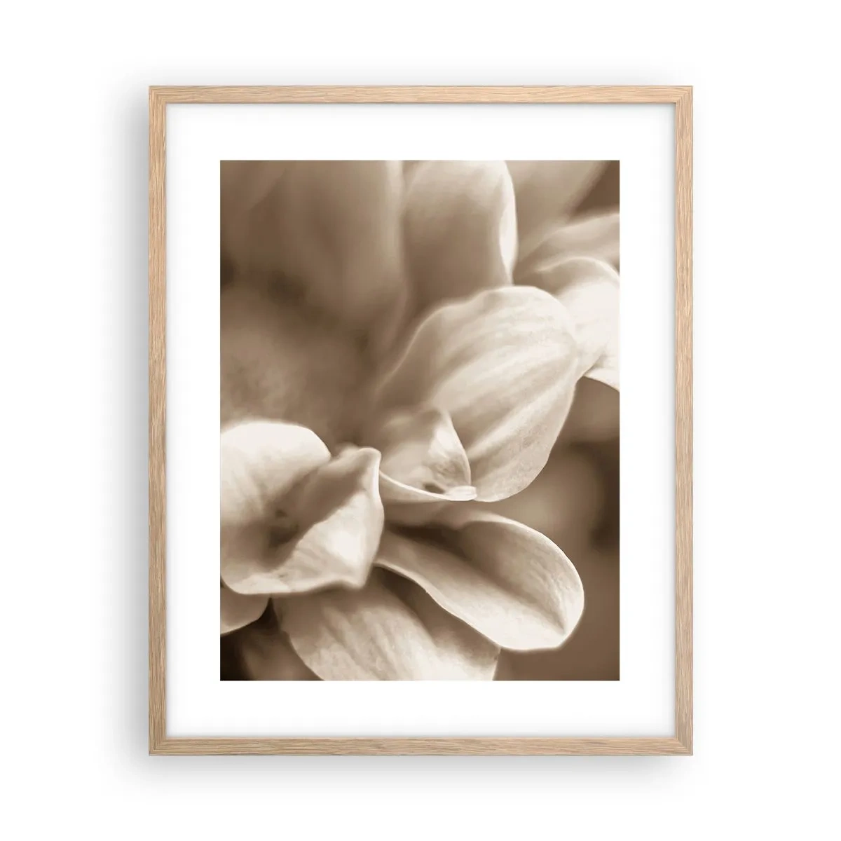 Poster in einem Rahmen aus heller Eiche - So sanft wie ein Lächeln - 40x50 cm