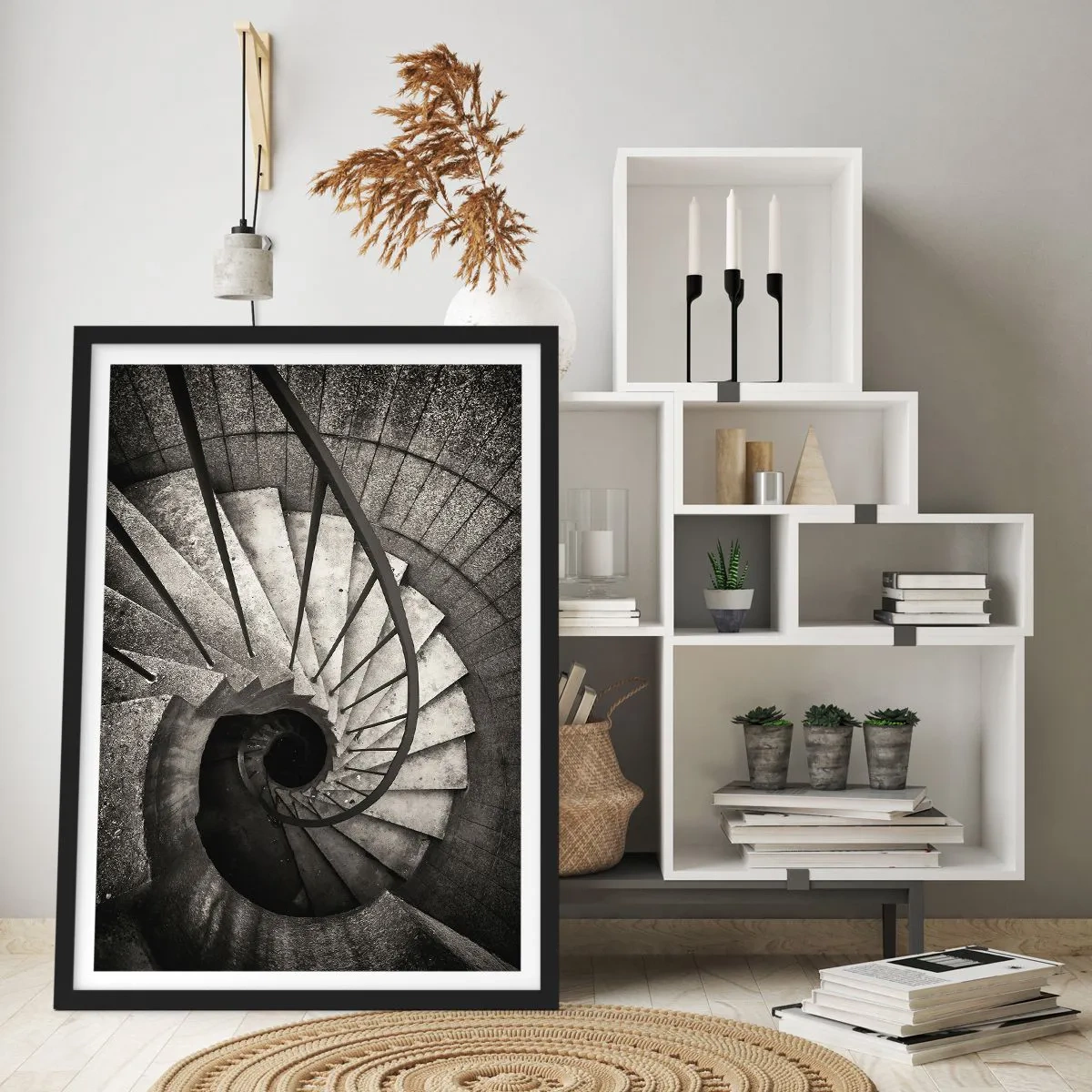 Poster in einem schwarzem Rahmen - Schwarz-Weiß-Fotografie einer Wendeltreppe von oben - 50x70cm - Treppe hoch, Treppe runter - Moderne Wanddekoration für Wohnzimmer und Schlafzimmer ARTTOR