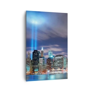 Bild auf Leinwand - Leinwandbild - Nachtstadtpanorama mit zwei hellen Lichtstrahlen am Himmel - 80x120cm - Erreiche den Himmel mit dem Licht - Moderne Wanddekoration für Wohnzimmer und Schlafzimmer ARTTOR