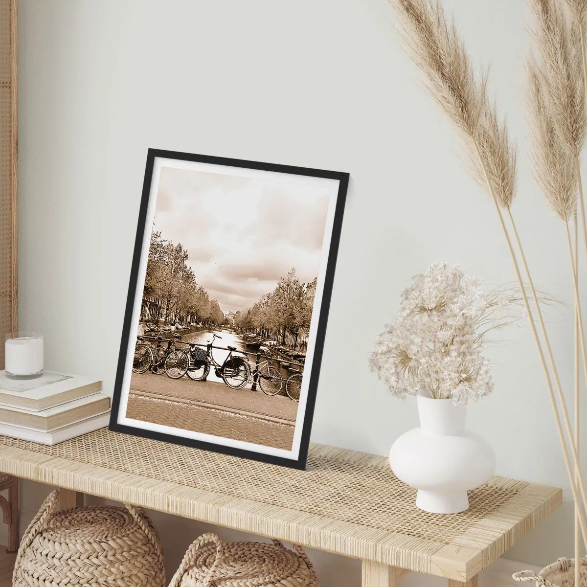 Poster in einem schwarzem Rahmen - Niederländische Atmosphäre - 70x100 cm