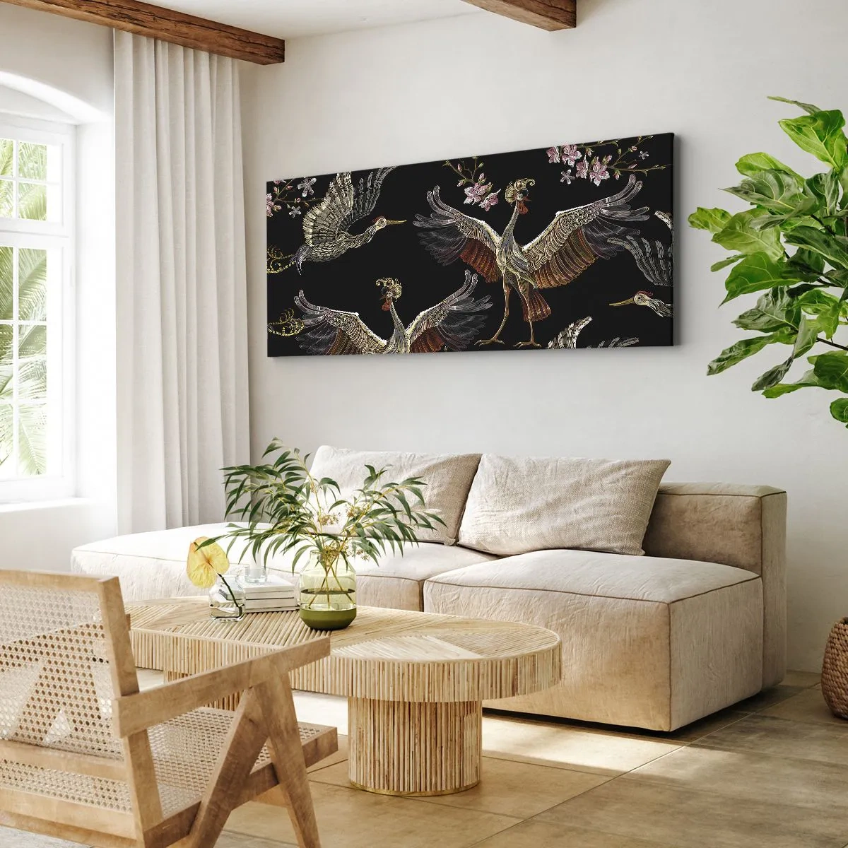 Bild auf Leinwand - Leinwandbild - Stilvolle Kraniche und Blumen auf schwarzem Hintergrund - 120x50cm - Märchenvogel - Moderne Wanddekoration für Wohnzimmer und Schlafzimmer ARTTOR