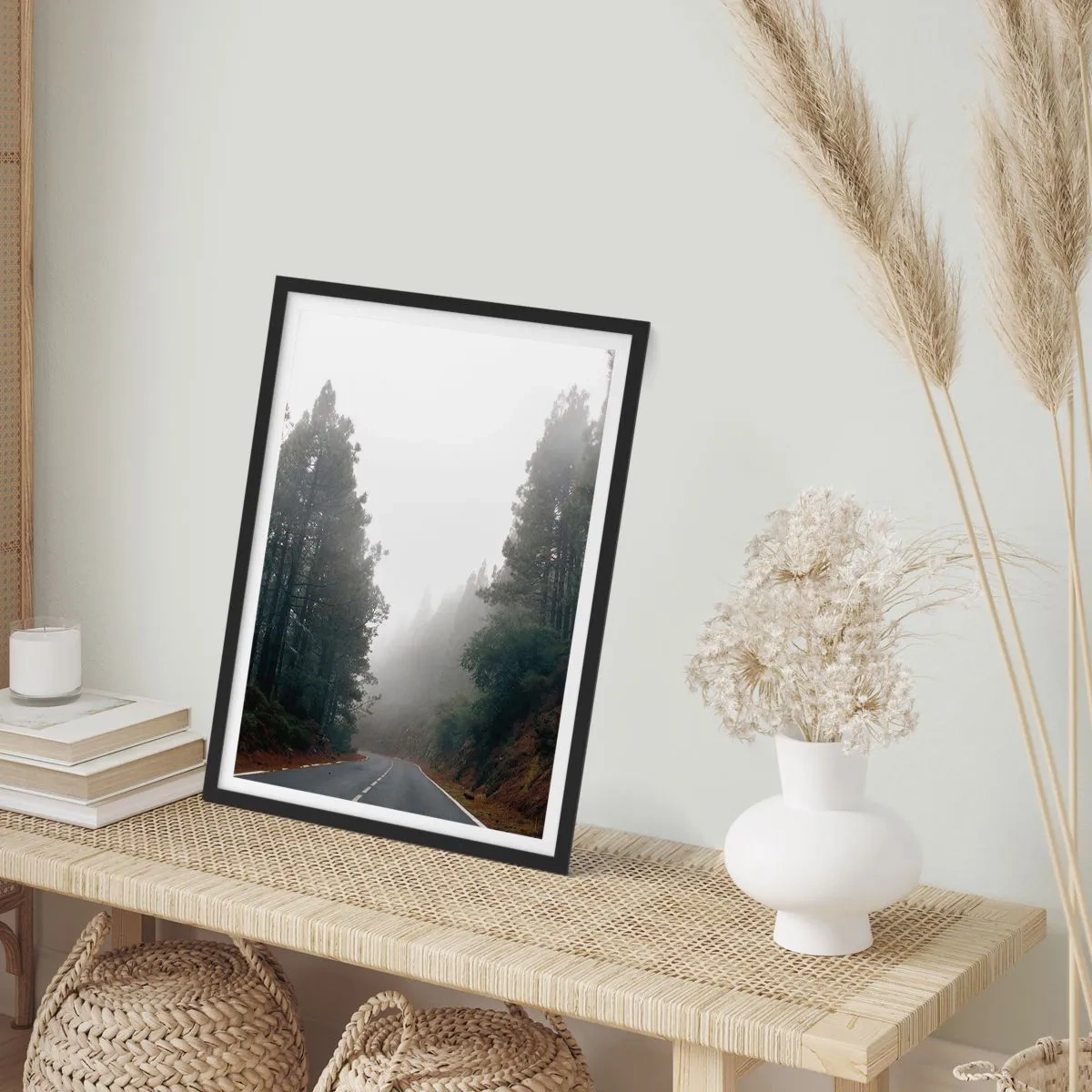 Poster in einem schwarzem Rahmen - Eine Geschichte von einem magischen Wald - 70x100 cm