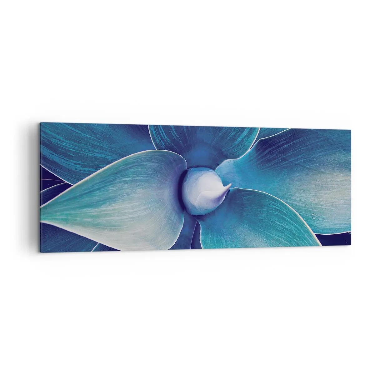Bild auf Leinwand - Leinwandbild - Nahaufnahme einer abstrakten Blume in Blautönen - 140x50cm - Bläulich vom Himmel - Moderne Wanddekoration für Wohnzimmer und Schlafzimmer ARTTOR