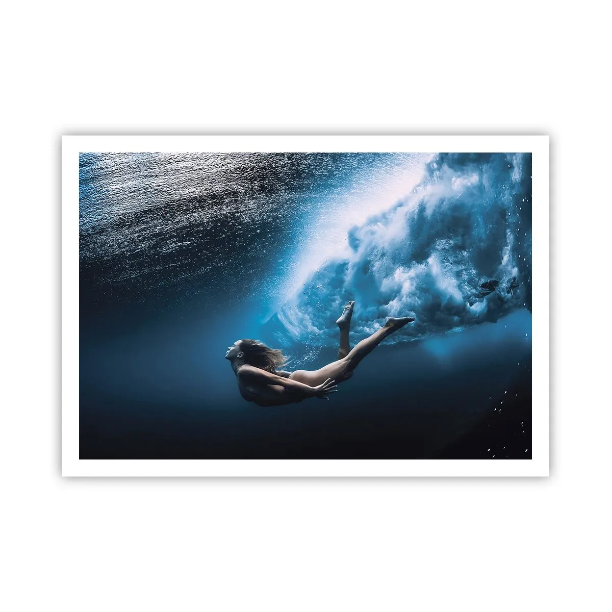 Poster - Unterwasseraufnahme mit einer Frau und Luftblasen - 100x70cm - Moderne Meerjungfrau - Moderne Wanddekoration für Wohnzimmer und Schlafzimmer ARTTOR